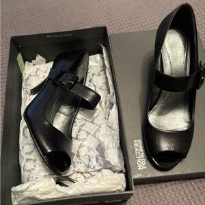Kenneth Cole Reaction Black Mary Jane Heels